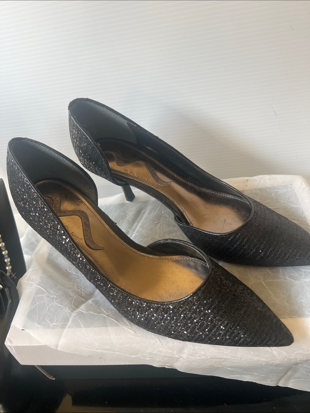 Nina Black Glitter Pointed-Toe Mid Heel Pumps